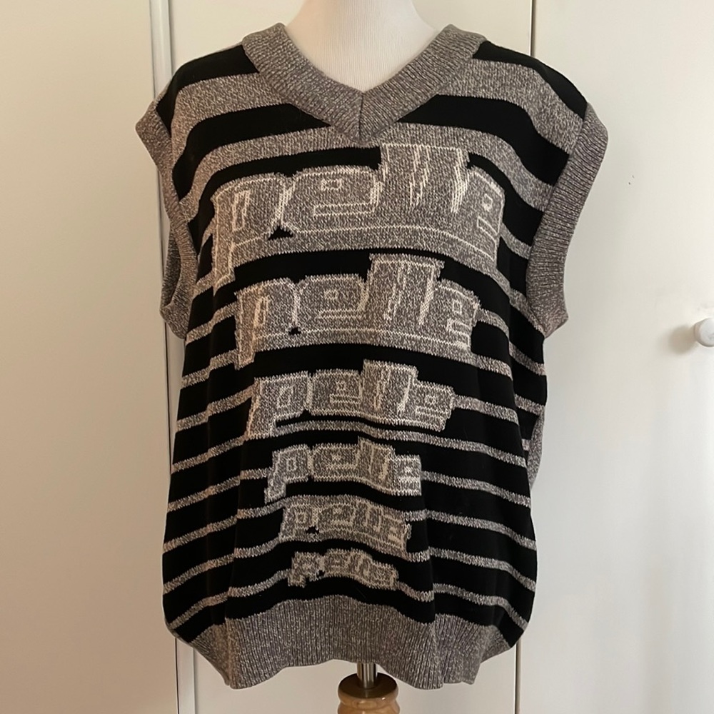 Vintage Pelle Pelle Marc Buchanan gray black and white graphic sweater vest